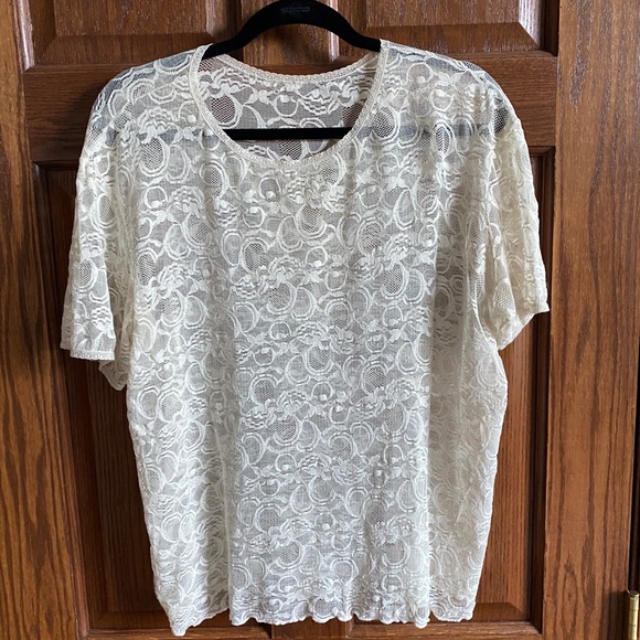 White Vintage Lace Top - Picture 1 of 2
